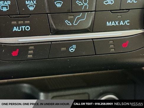 Used 2020 Ford Escape SEL AWD/4WD image 19