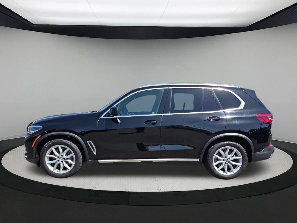 Used 2020 BMW X5 xDrive40i w/ Parking Assistance Package AWD/4WD image 2