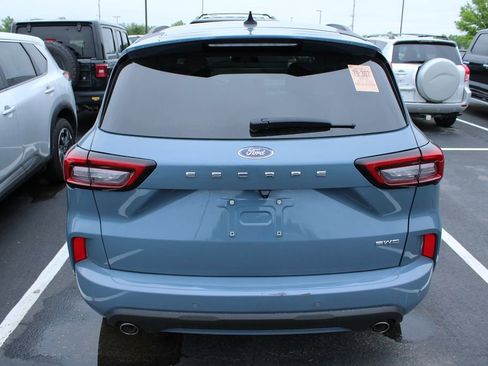 Used 2024 Ford Escape ST-Line w/ Tech Pack #1 AWD/4WD image 6