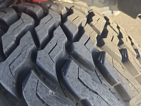 Used 2017 Jeep Wrangler Unlimited Rubicon image 37