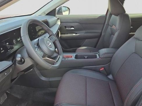 New 2026 Nissan Kicks SR w/ Cold Weather Package AWD/4WD image 8