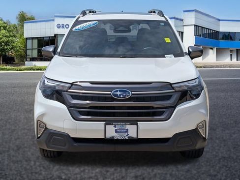 Certified 2026 Subaru Forester Premium AWD/4WD image 9