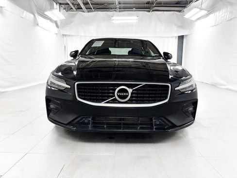 Used 2019 Volvo S60 T6 R-Design AWD/4WD image 2