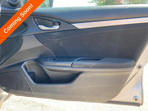 Used 2018 Honda Civic EX image 34