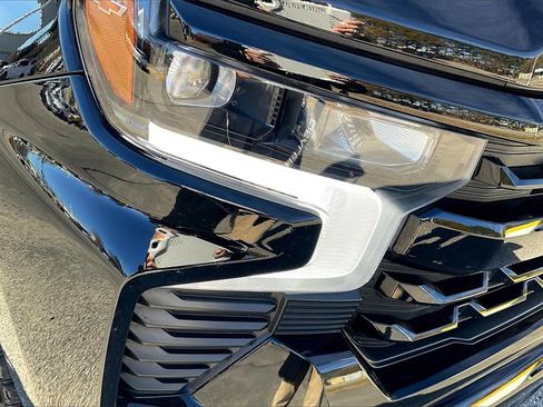 Used 2024 Chevrolet Silverado 1500 LT Trail Boss w/ Convenience Package II image 29