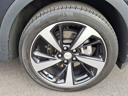 Used 2021 Buick Envision Essence w/ Technology Package I image 9