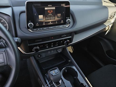 New 2026 Nissan Rogue S image 16