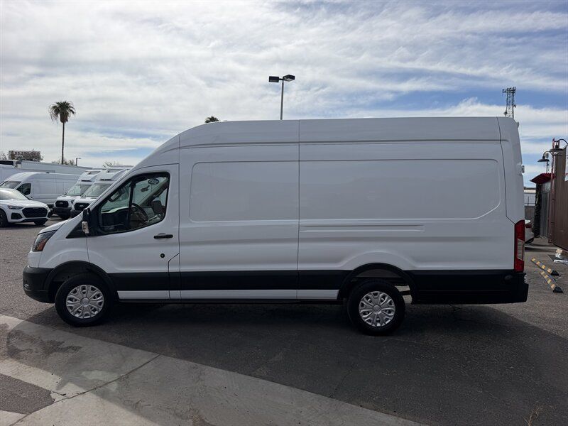 Used 2025 Ford Transit 350 148 High Roof Extended RWD image 5