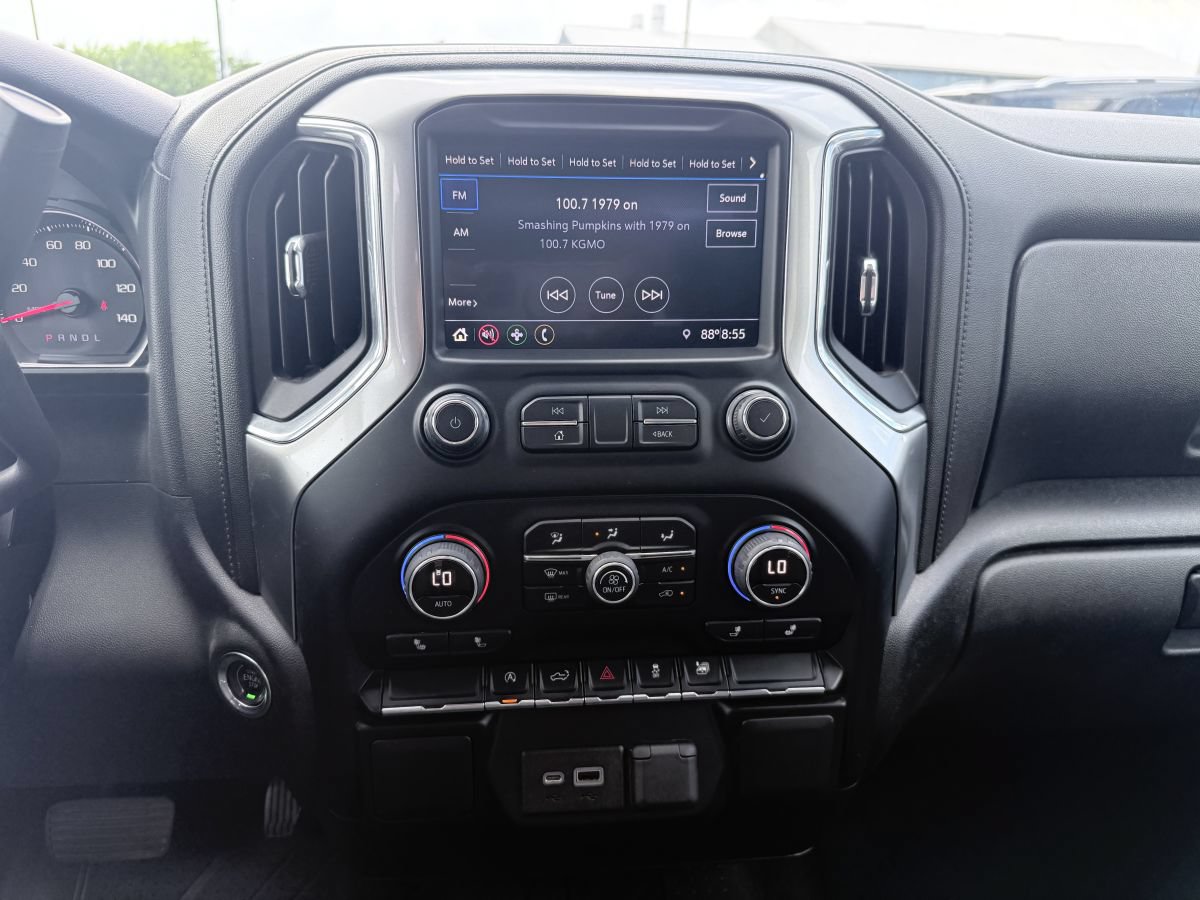 Used 2019 Chevrolet Silverado 1500 LT w/ All-Star Edition RWD image 11