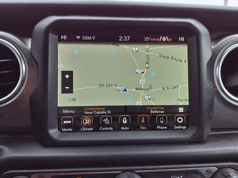 Used 2023 Jeep Gladiator Overland w/ Cold Weather Group image 5