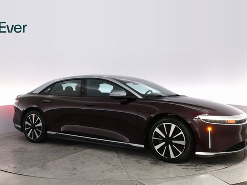 Used 2023 Lucid Air Grand Touring image 5