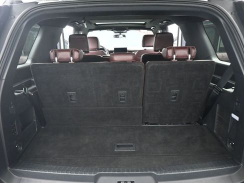 Used 2024 Ford Expedition Limited AWD/4WD image 19