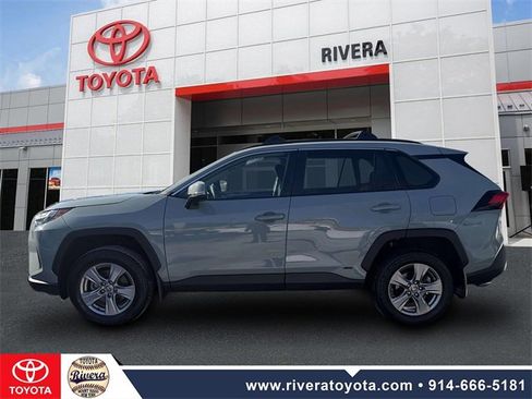 Used 2023 Toyota RAV4 XLE image 8