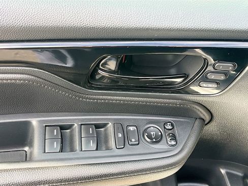 Used 2023 Honda Odyssey Elite image 18