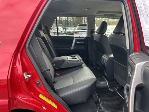 Used 2023 Toyota 4Runner SR5 Premium image 16