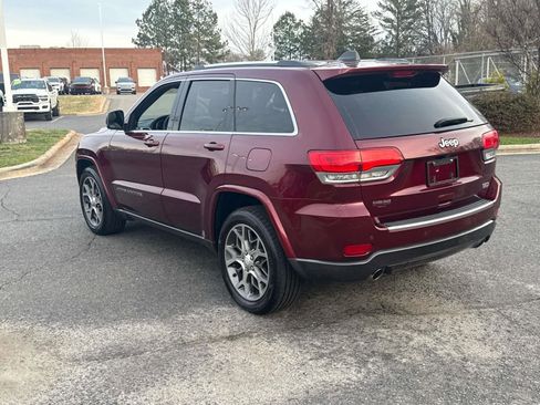 Used 2018 Jeep Grand Cherokee Limited image 5