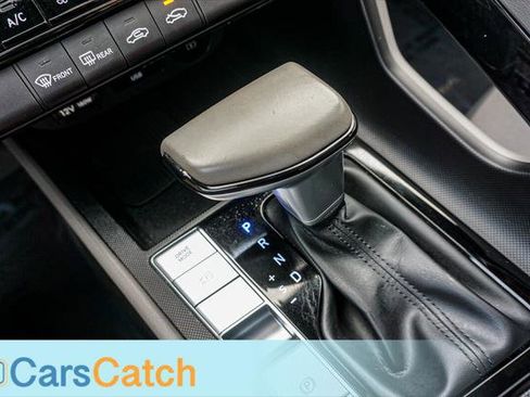 Used 2024 Hyundai Elantra SEL w/ Convenience Package image 39