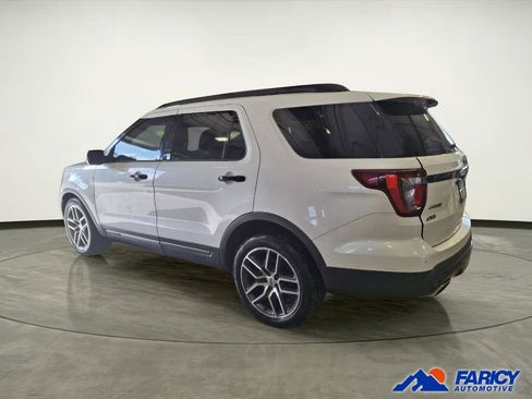 Used 2016 Ford Explorer Sport w/ Equipment Group 401A AWD/4WD image 2