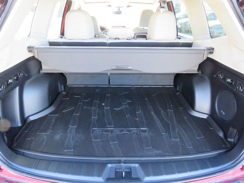 Used 2023 Subaru Forester Limited image 27