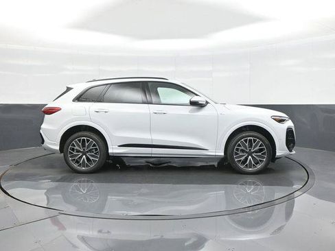 New 2026 Audi Q5 Premium Plus AWD/4WD image 8