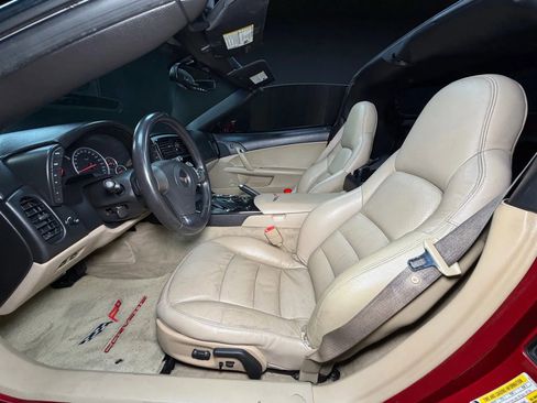 Used 2008 Chevrolet Corvette Coupe w/ Preferred Equipment Group RWD image 38