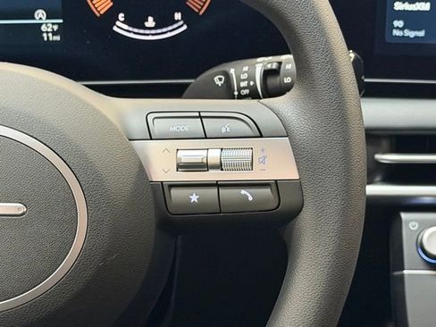 New 2026 Hyundai Tucson SE image 16