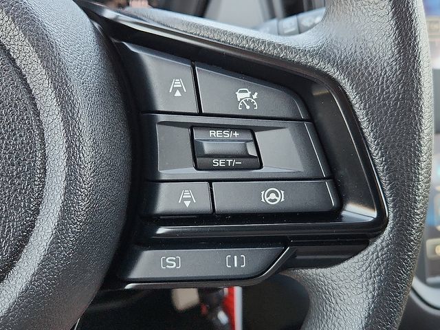 Used 2025 Subaru Crosstrek 2.0i AWD/4WD image 17