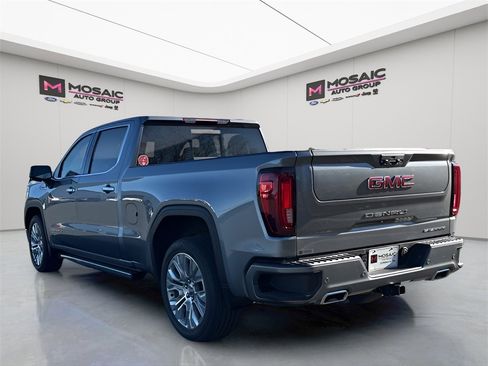 Used 2022 GMC Sierra 1500 Denali w/ Denali Premium Package image 5