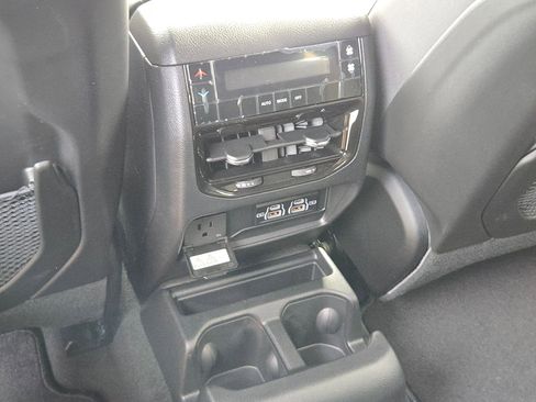 New 2026 Jeep Grand Cherokee L 2WD image 18