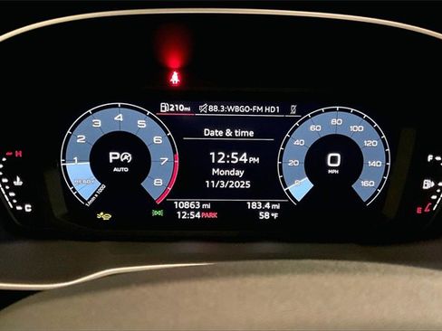 Used 2024 Audi Q3 2.0T Premium Plus image 21