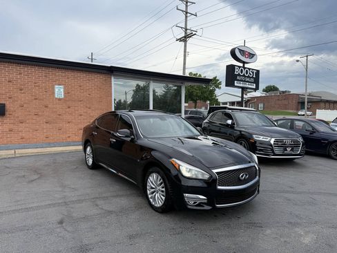 Used 2015 INFINITI Q70 L 3.7 AWD/4WD image 1