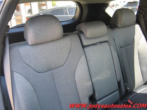Used 2021 Hyundai Santa Fe SE AWD/4WD image 25