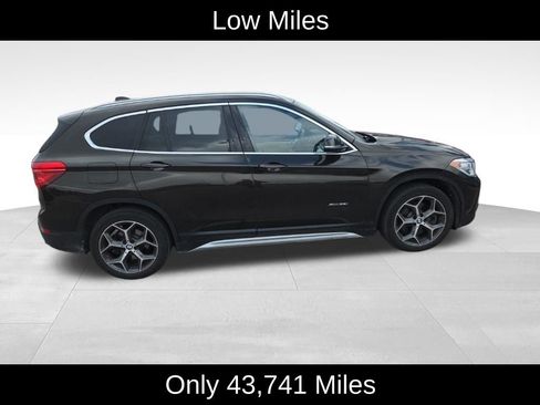 Used 2018 BMW X1 xDrive28i image 2