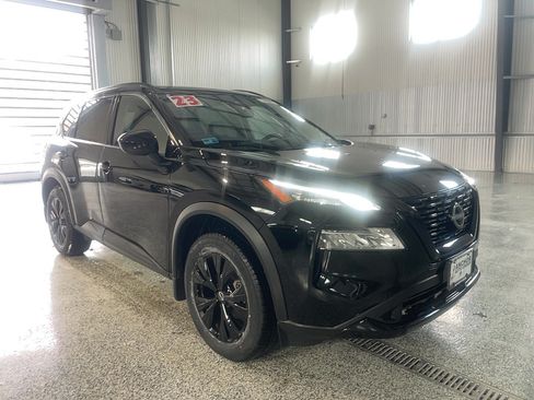 Used 2023 Nissan Rogue SV w/ SV Premium B Package AWD/4WD image 1