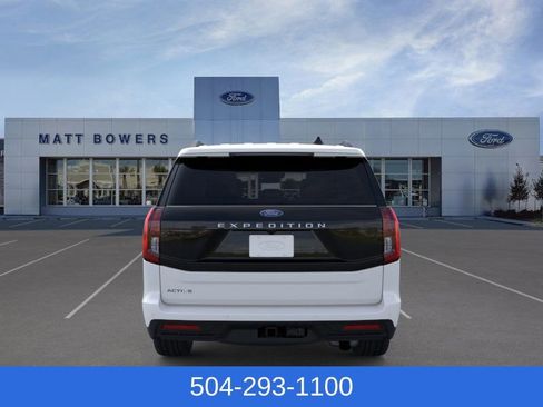 New 2026 Ford Expedition Active image 5