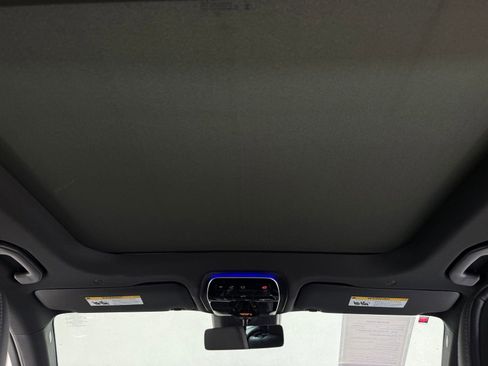 Certified 2023 Mercedes-Benz GLC 300 4MATIC image 4