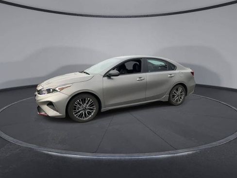Used 2023 Kia Forte GT-Line FWD image 4