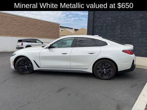 Used 2025 BMW i4 eDrive40 RWD image 2