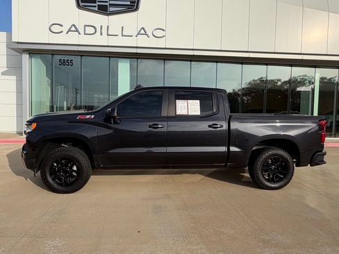Used 2023 Chevrolet Silverado 1500 RST w/ Z71 Off-Road Package AWD/4WD image 2