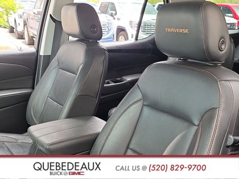 Used 2020 Chevrolet Traverse RS FWD image 12