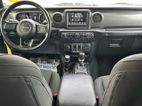 Used 2023 Jeep Wrangler Sport AWD/4WD image 20