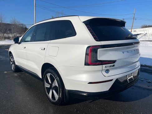 New 2025 Volvo EX90 Plus image 2