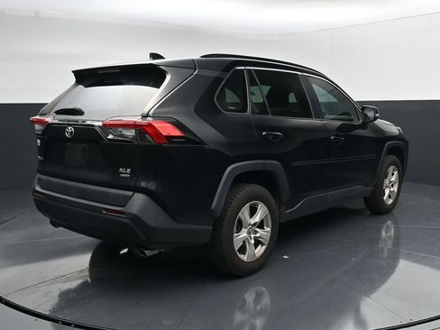 Used 2020 Toyota RAV4 XLE w/ Convenience Package AWD/4WD image 7