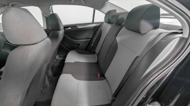 Used 2018 Volkswagen Jetta S FWD image 17