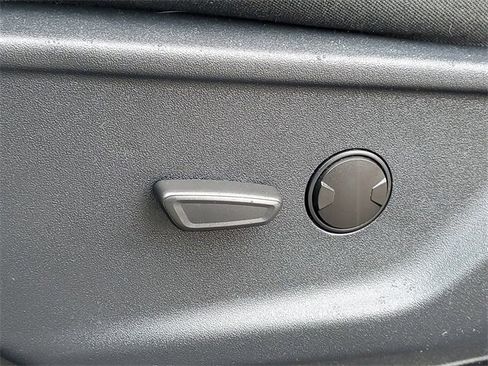 Used 2024 Ford F150 XLT w/ FX4 Off-Road Package image 11