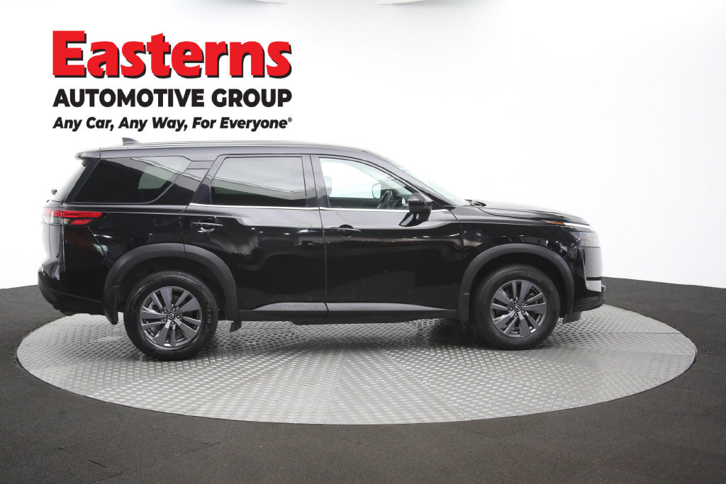 Used 2023 Nissan Pathfinder S AWD/4WD image 47