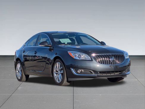 Used 2016 Buick Regal Premium image 8