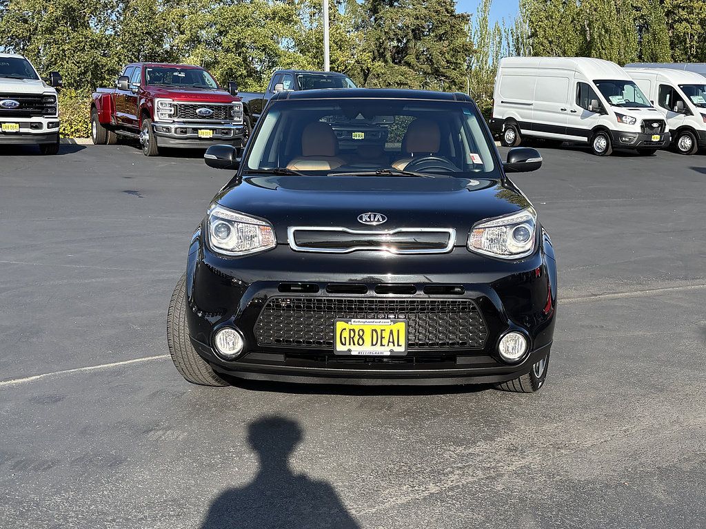 Used 2016 Kia Soul ! w/ Premium Package FWD image 2