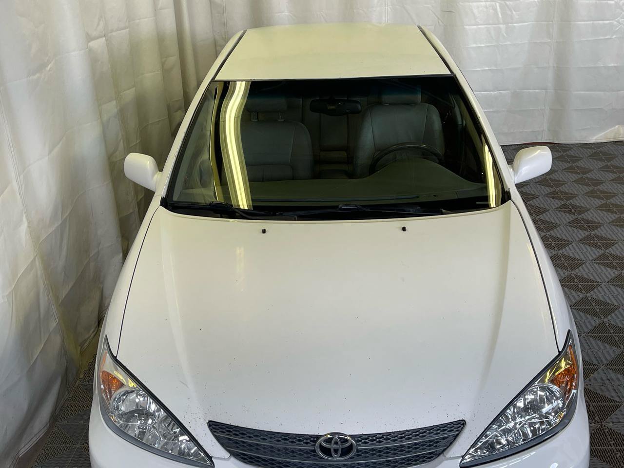 Used 2003 Toyota Camry XLE FWD image 2