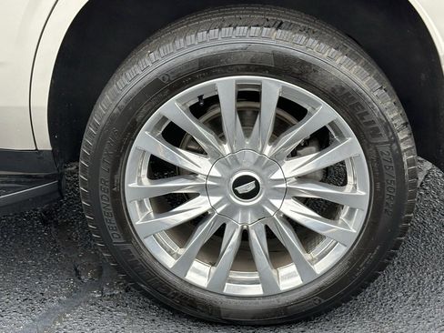 Used 2021 Cadillac Escalade Premium Luxury w/ Driver Assist Tech Package image 90